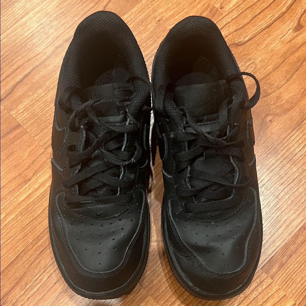 Nike Black Athletic Sneakers